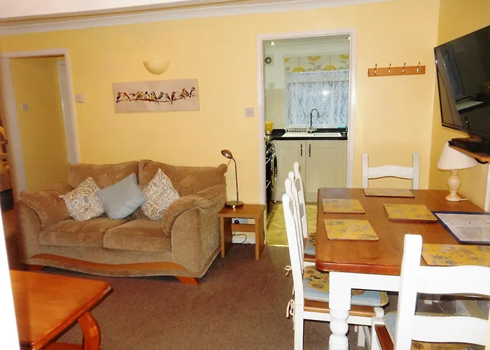 Sheena\'S Dartmouth Chalets